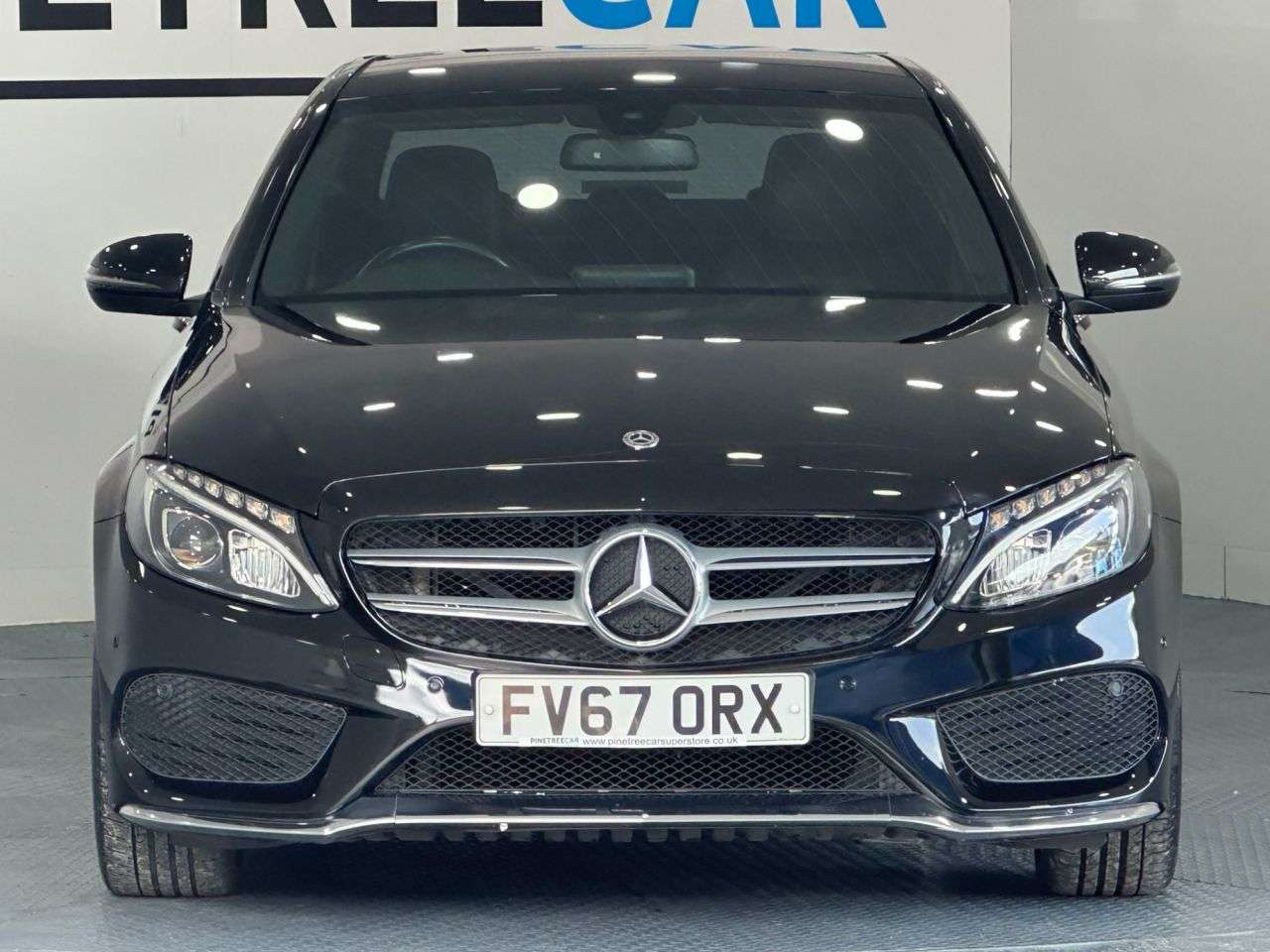 A 2018 MERCEDES-BENZ C-CLASS 2.1 C220d AMG Line (Premium) Saloon 4dr Diesel G-Tronic+ Euro 6 (s/s) (170 A 2018 MERCEDES-BENZ C-CLASS 2.1 C220d AMG Line (Premium) Saloon 4dr Diesel G-Tronic+ Euro 6 (s/s) (170