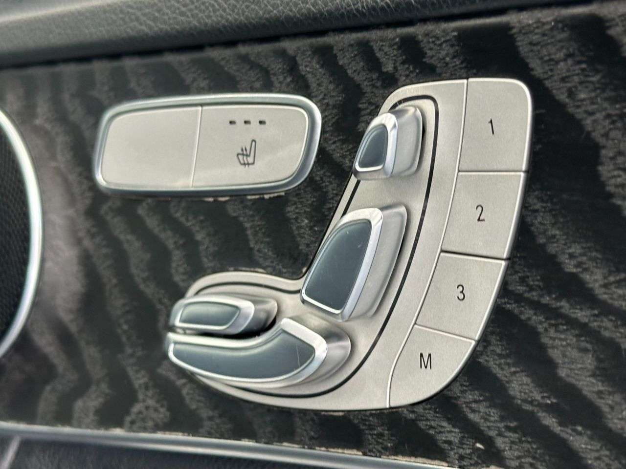 2018 MERCEDES-BENZ C-CLASS 2018 MERCEDES-BENZ C-CLASS