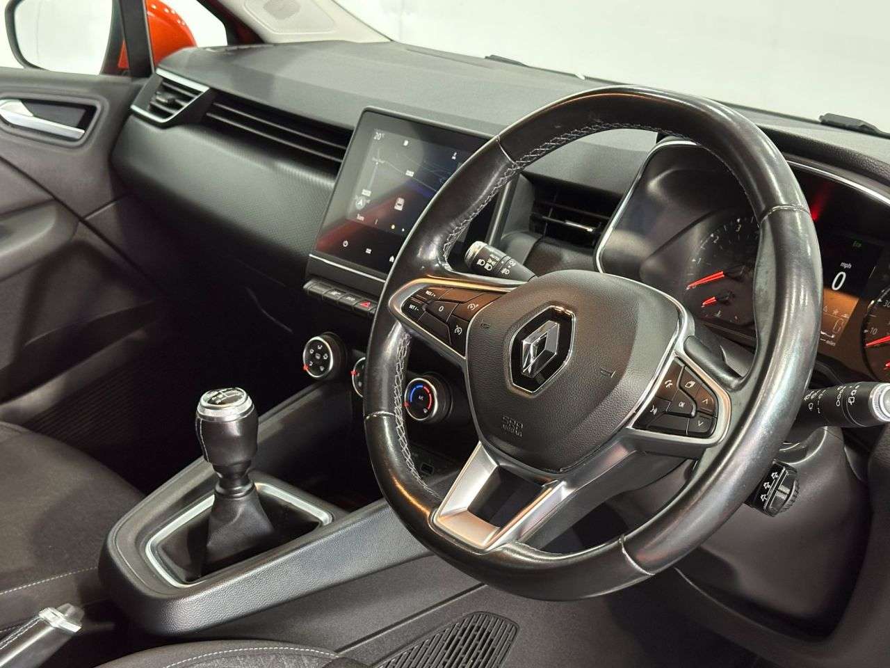 2020 RENAULT CLIO 2020 RENAULT CLIO