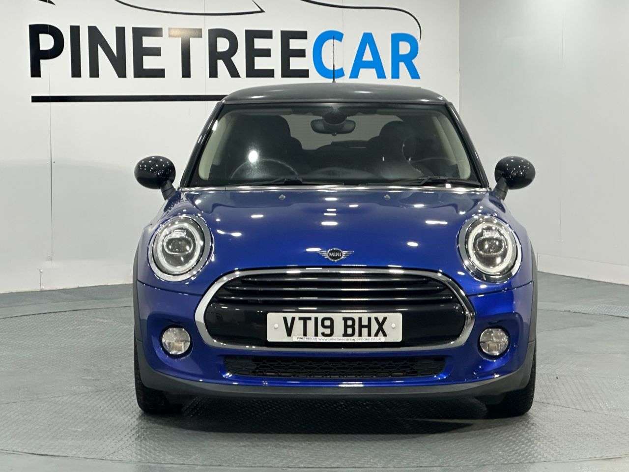 A 2019 MINI HATCH 1.5 Cooper Classic Hatchback 3dr Petrol Manual Euro 6 (s/s) (136 ps) A 2019 MINI HATCH 1.5 Cooper Classic Hatchback 3dr Petrol Manual Euro 6 (s/s) (136 ps)