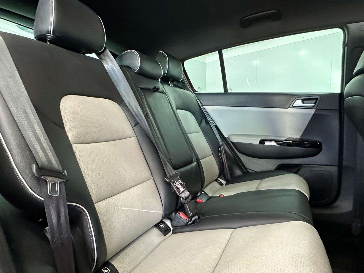 2017 KIA SPORTAGE 2017 KIA SPORTAGE