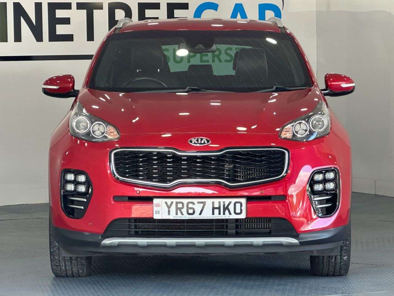 A 2017 KIA SPORTAGE 2.0 CRDi GT-Line SUV 5dr Diesel Auto AWD Euro 6 (134 bhp) A 2017 KIA SPORTAGE 2.0 CRDi GT-Line SUV 5dr Diesel Auto AWD Euro 6 (134 bhp)