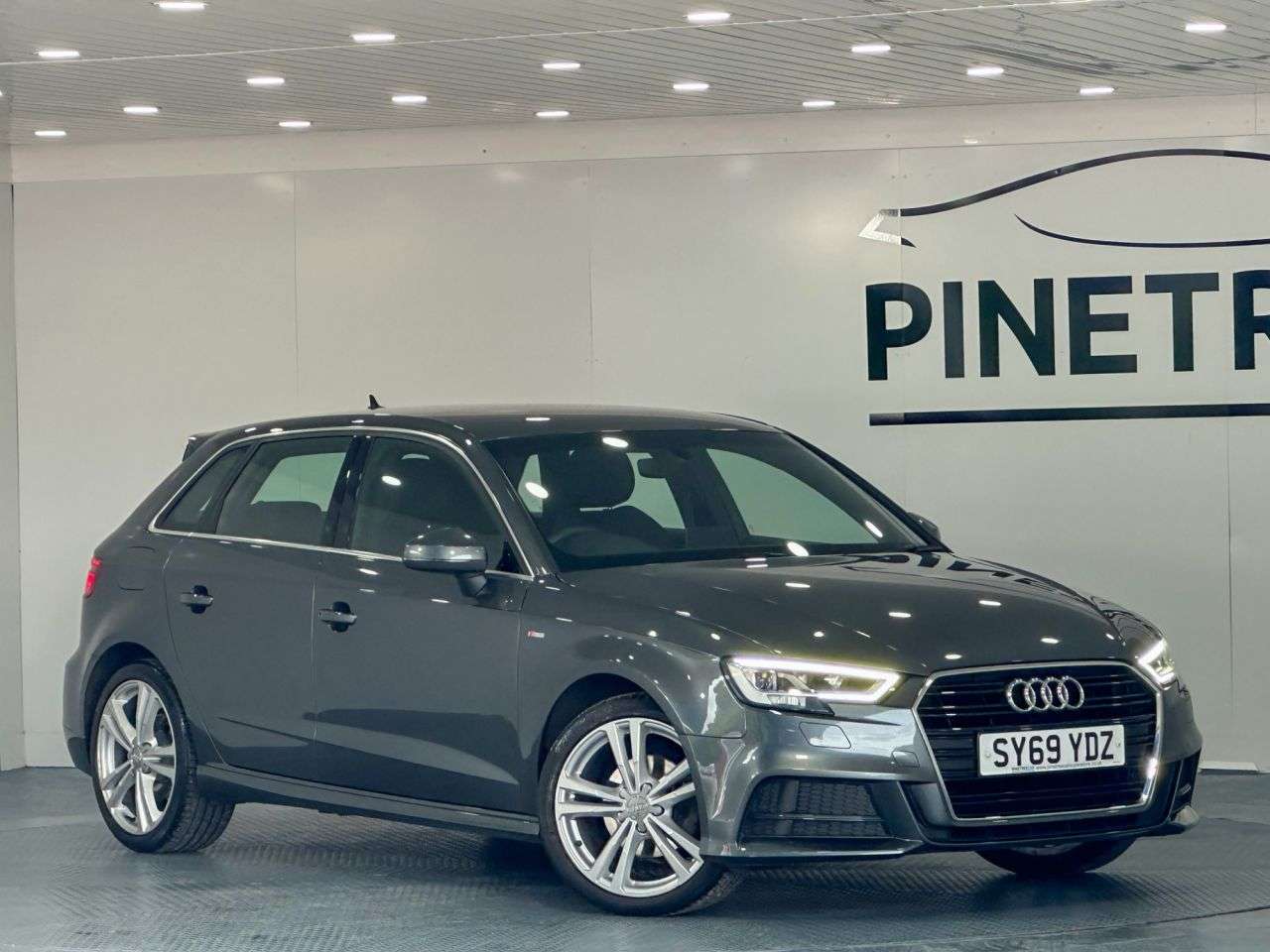 A 2020 AUDI A3 1.0 TFSI 30 S line Sportback 5dr Petrol Manual Euro 6 (s/s) (116 ps) A 2020 AUDI A3 1.0 TFSI 30 S line Sportback 5dr Petrol Manual Euro 6 (s/s) (116 ps)