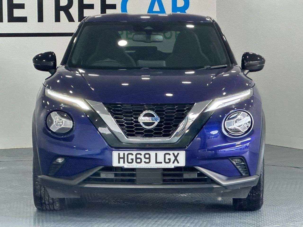 A 2020 NISSAN JUKE 1.0 DIG-T N-Connecta SUV 5dr Petrol Manual Euro 6 (s/s) (117 ps) A 2020 NISSAN JUKE 1.0 DIG-T N-Connecta SUV 5dr Petrol Manual Euro 6 (s/s) (117 ps)