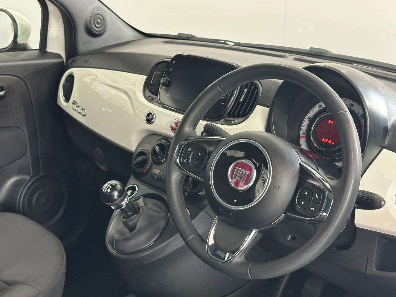 2023 FIAT 500 2023 FIAT 500