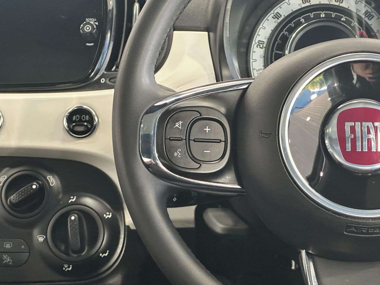 2023 FIAT 500 2023 FIAT 500