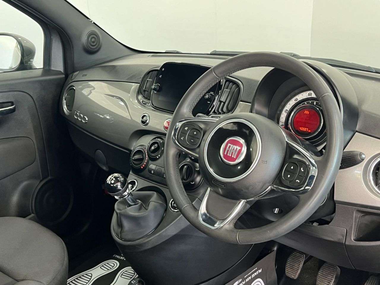 2023 FIAT 500 2023 FIAT 500
