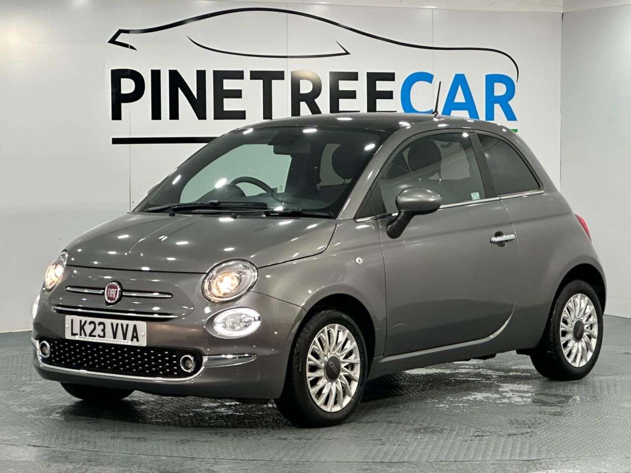 A 2023 FIAT 500 1.0 MHEV Hatchback 3dr Petrol Manual Euro 6 (s/s) (70 bhp) A 2023 FIAT 500 1.0 MHEV Hatchback 3dr Petrol Manual Euro 6 (s/s) (70 bhp)