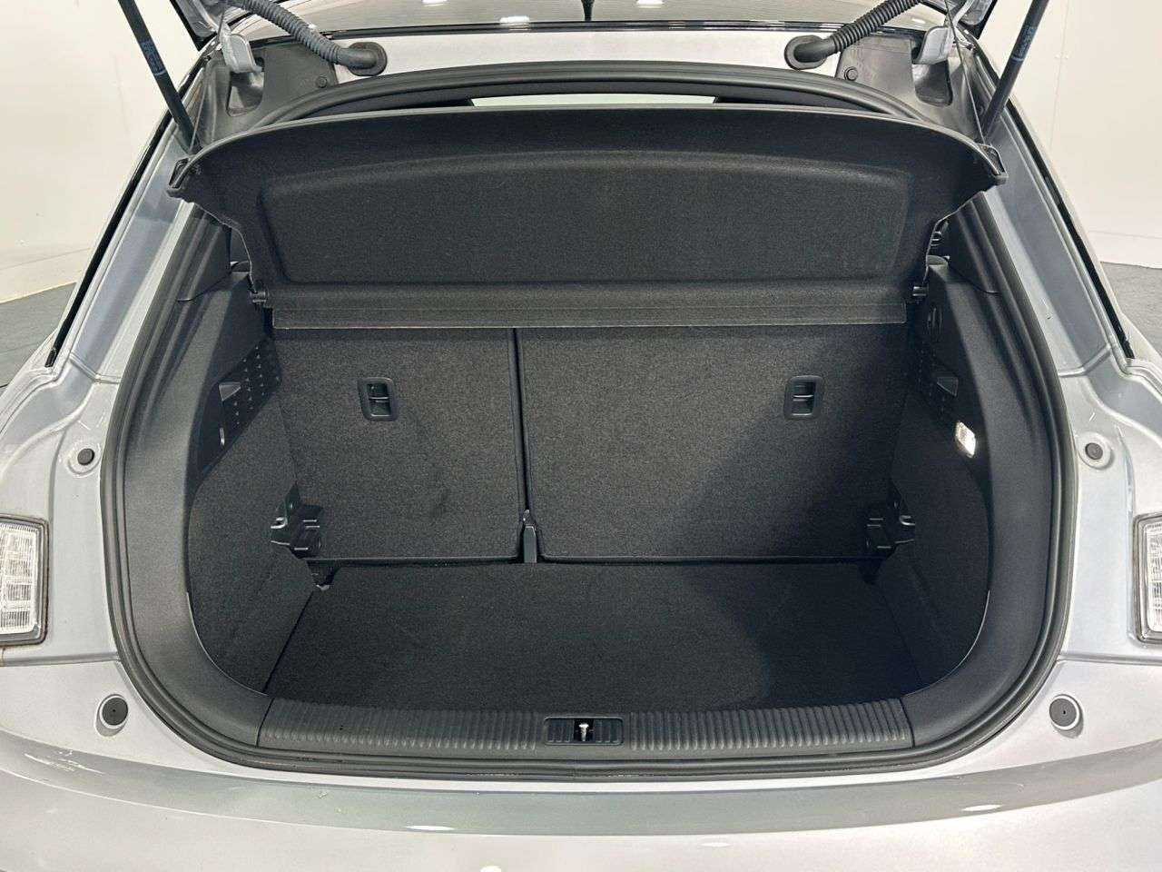 2016 AUDI A1 2016 AUDI A1