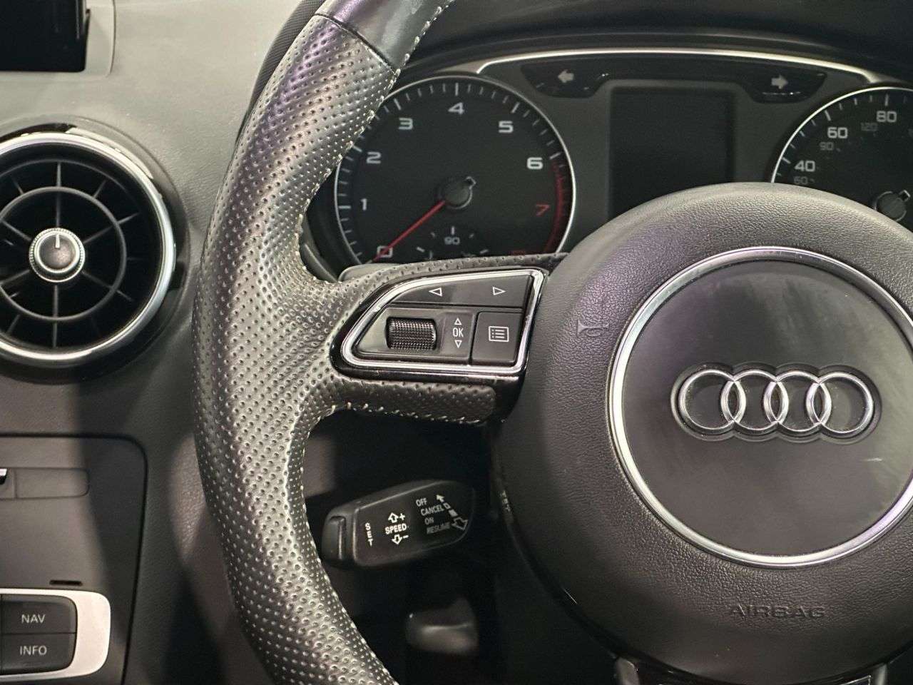 2016 AUDI A1 2016 AUDI A1