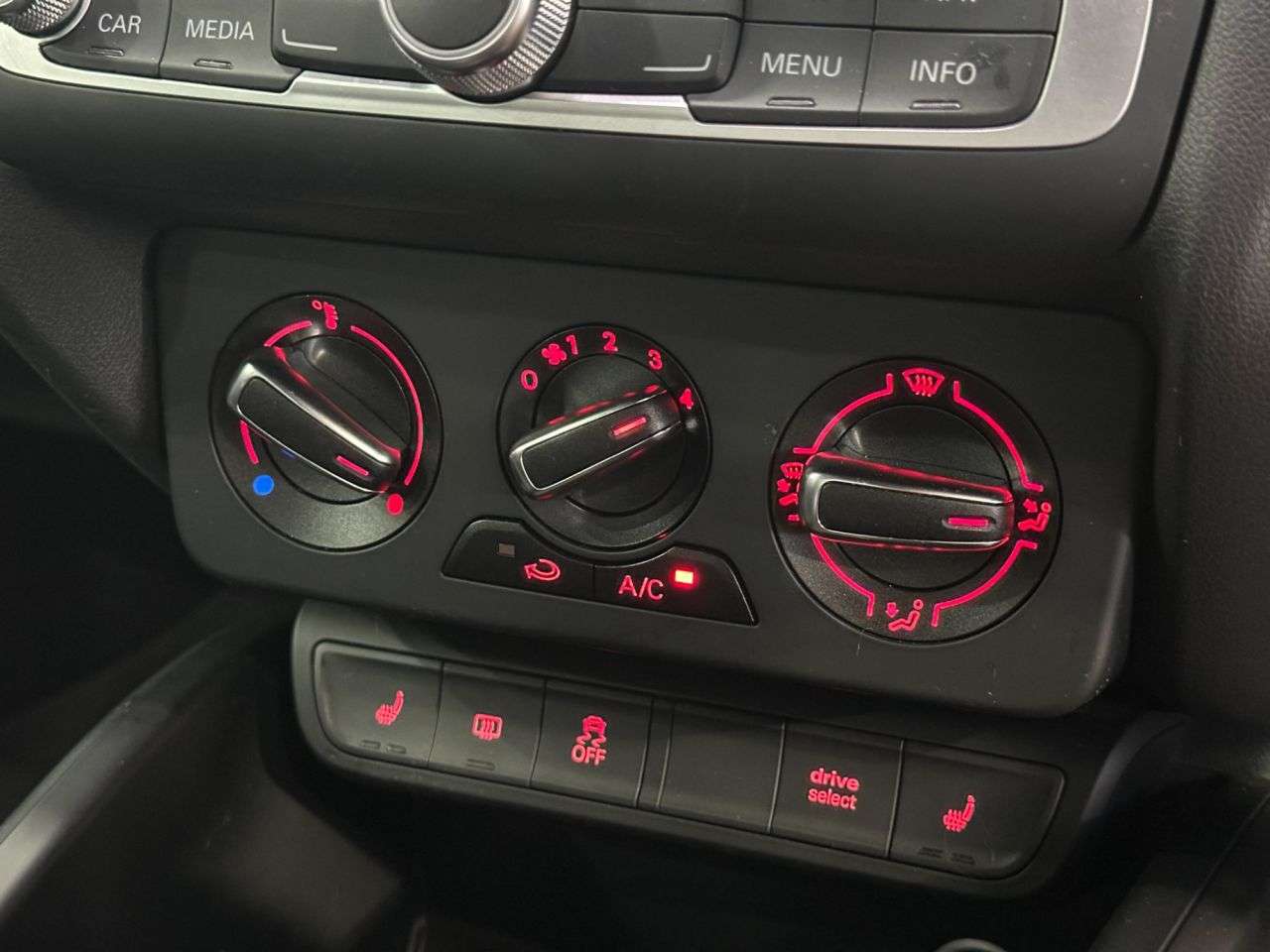 2016 AUDI A1 2016 AUDI A1