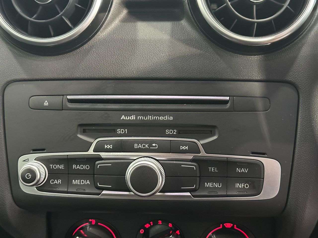 2016 AUDI A1 2016 AUDI A1