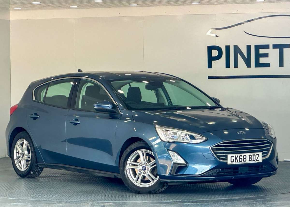 Check out this Ford Focus 2018 Petrol Manual