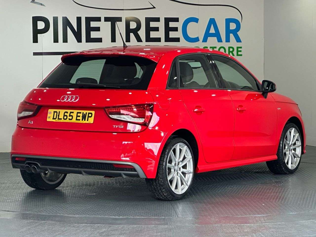 2015 AUDI A1 2015 AUDI A1