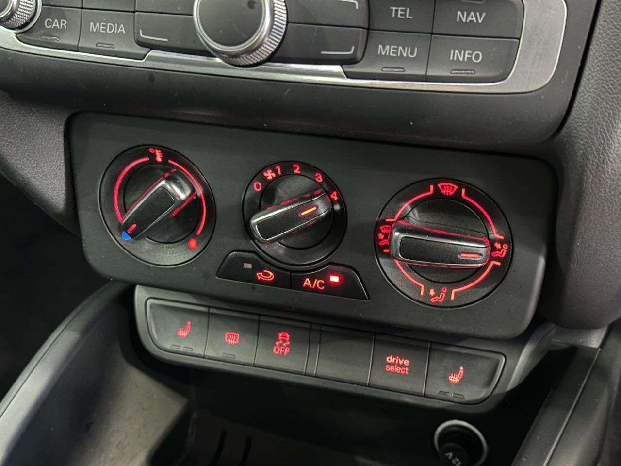 2015 AUDI A1 2015 AUDI A1