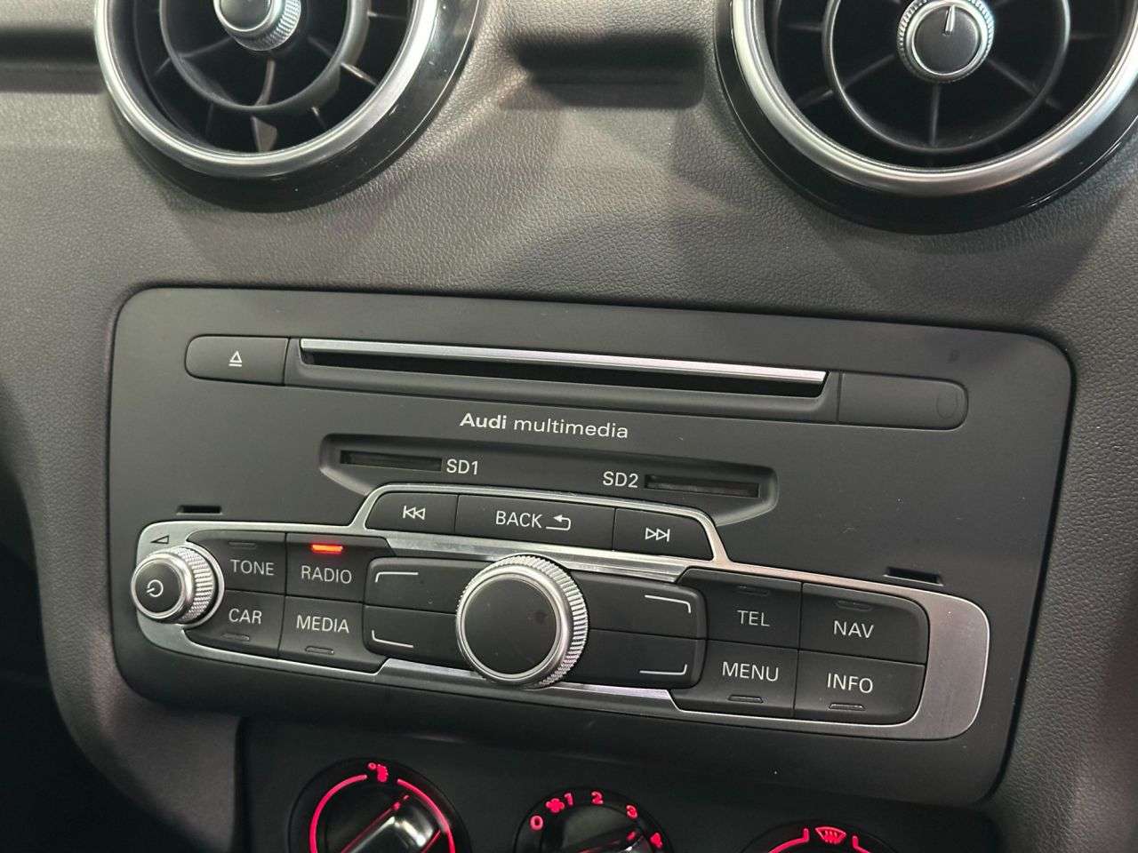 2015 AUDI A1 2015 AUDI A1