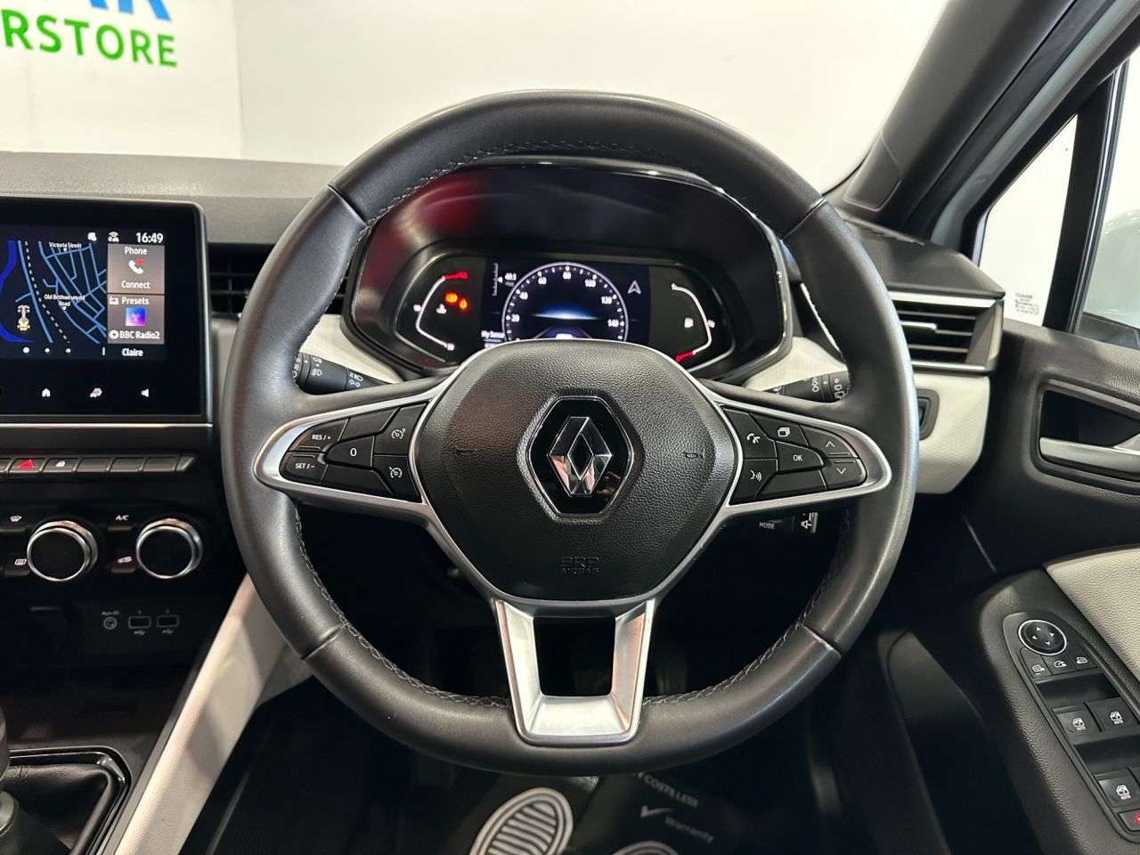2021 RENAULT CLIO 2021 RENAULT CLIO
