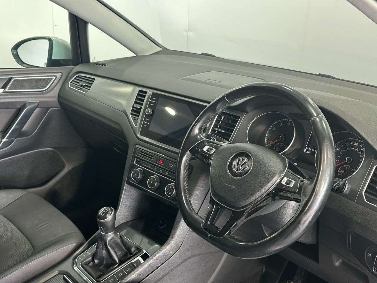 2018 VOLKSWAGEN GOLF SV 2018 VOLKSWAGEN GOLF SV