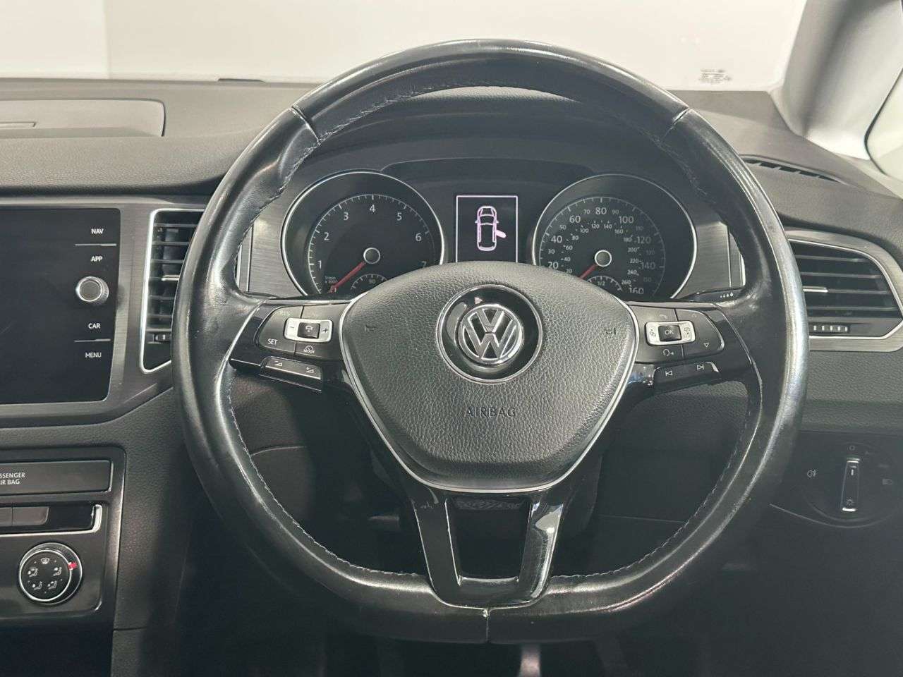 2018 VOLKSWAGEN GOLF SV 2018 VOLKSWAGEN GOLF SV