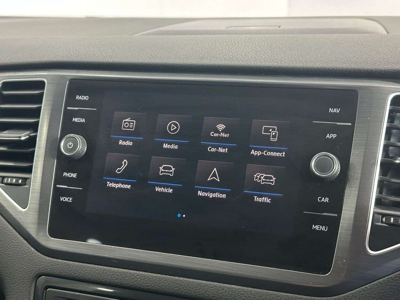 2018 VOLKSWAGEN GOLF SV 2018 VOLKSWAGEN GOLF SV