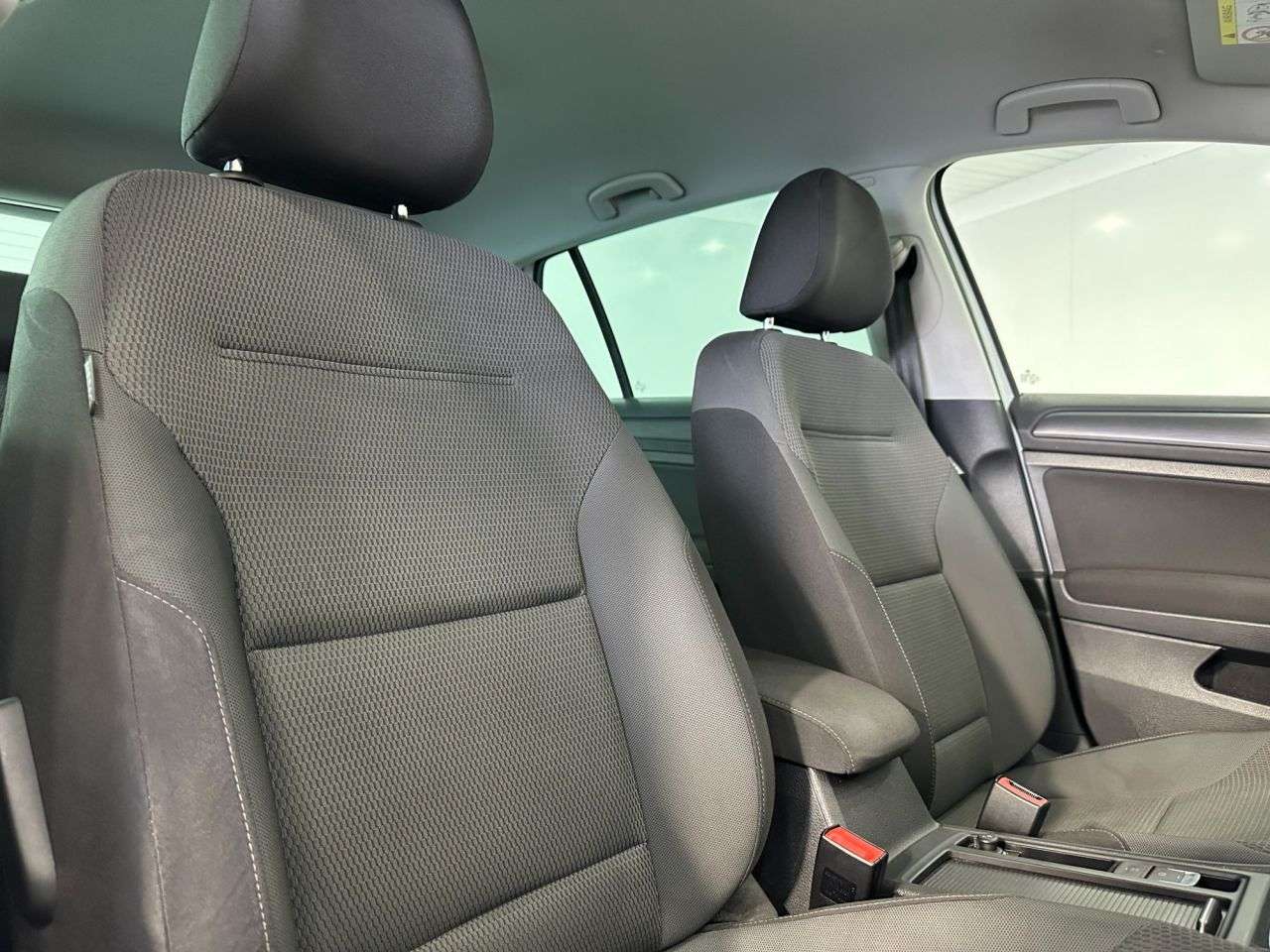 2020 VOLKSWAGEN GOLF 2020 VOLKSWAGEN GOLF