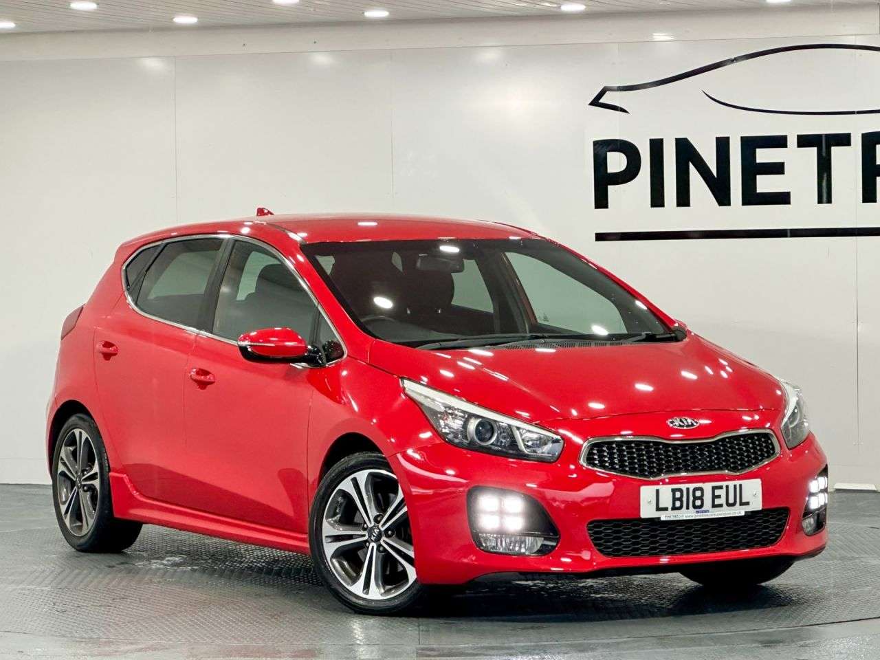 A 2018 KIA CEED 1.6 CRDi GT-Line Hatchback 5dr Diesel Manual Euro 6 (s/s) (134 bhp) A 2018 KIA CEED 1.6 CRDi GT-Line Hatchback 5dr Diesel Manual Euro 6 (s/s) (134 bhp)