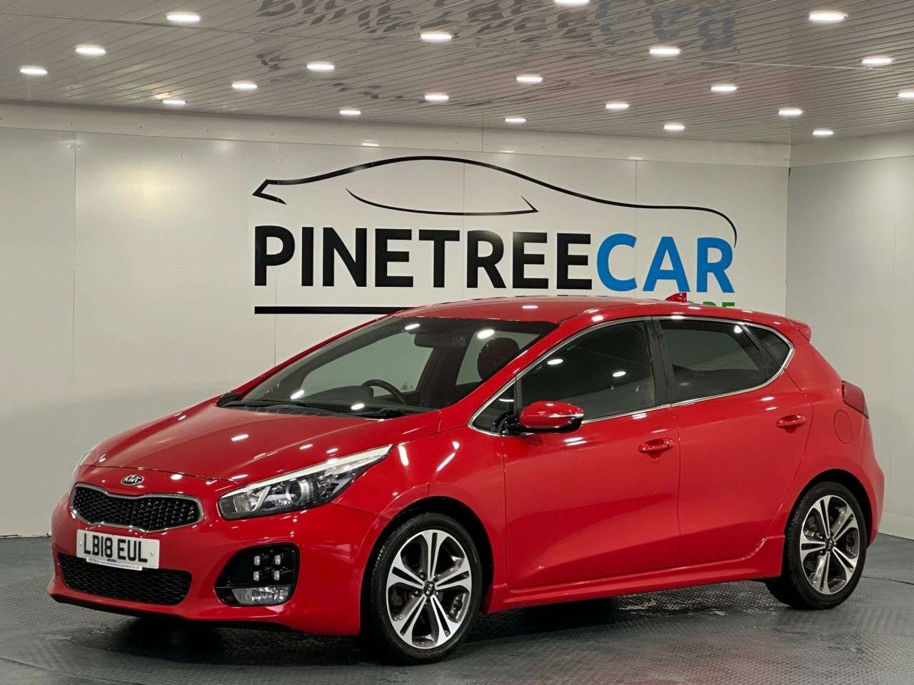 A 2018 KIA CEED 1.6 CRDi GT-Line Hatchback 5dr Diesel Manual Euro 6 (s/s) (134 bhp) A 2018 KIA CEED 1.6 CRDi GT-Line Hatchback 5dr Diesel Manual Euro 6 (s/s) (134 bhp)