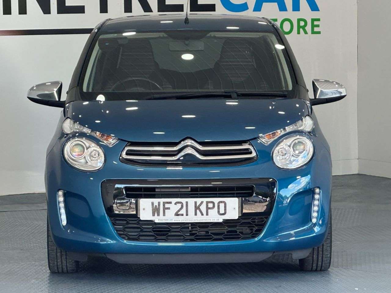 A 2021 CITROEN C1 1.0 VTi Shine Hatchback 5dr Petrol Manual Euro 6 (s/s) (72 ps) A 2021 CITROEN C1 1.0 VTi Shine Hatchback 5dr Petrol Manual Euro 6 (s/s) (72 ps)
