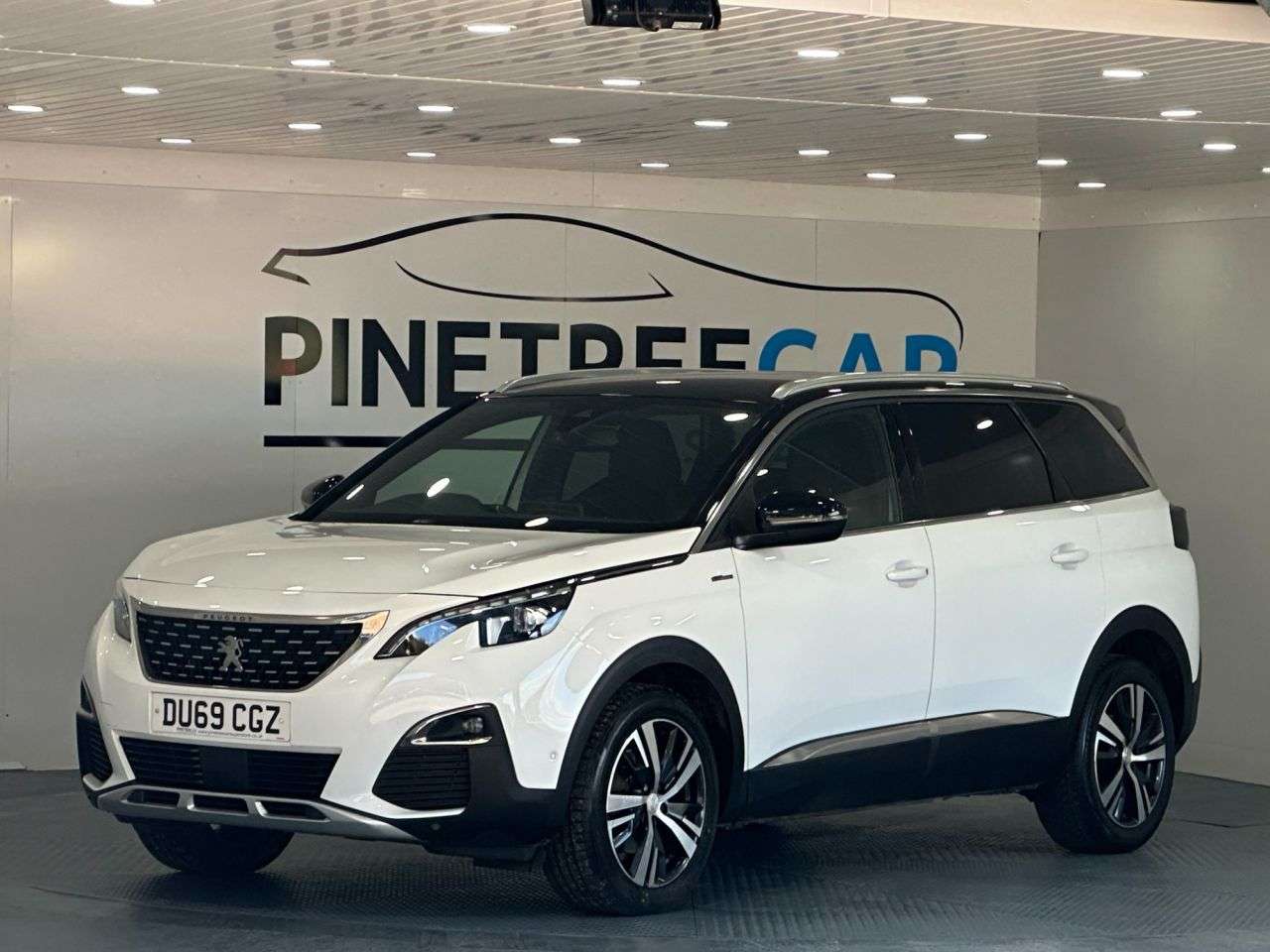 2019 PEUGEOT 5008 2019 PEUGEOT 5008