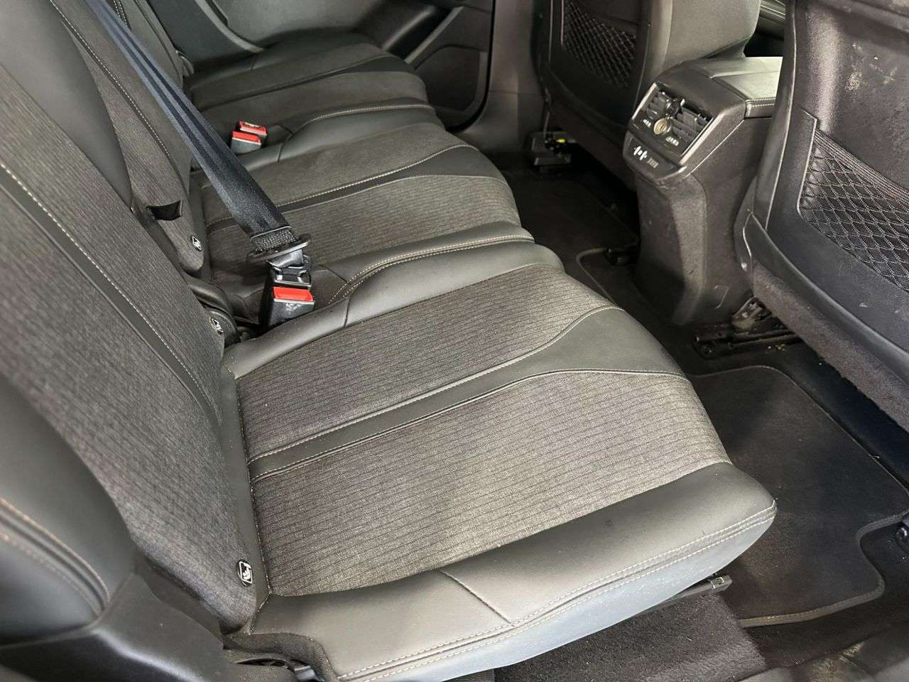 2019 PEUGEOT 5008 2019 PEUGEOT 5008