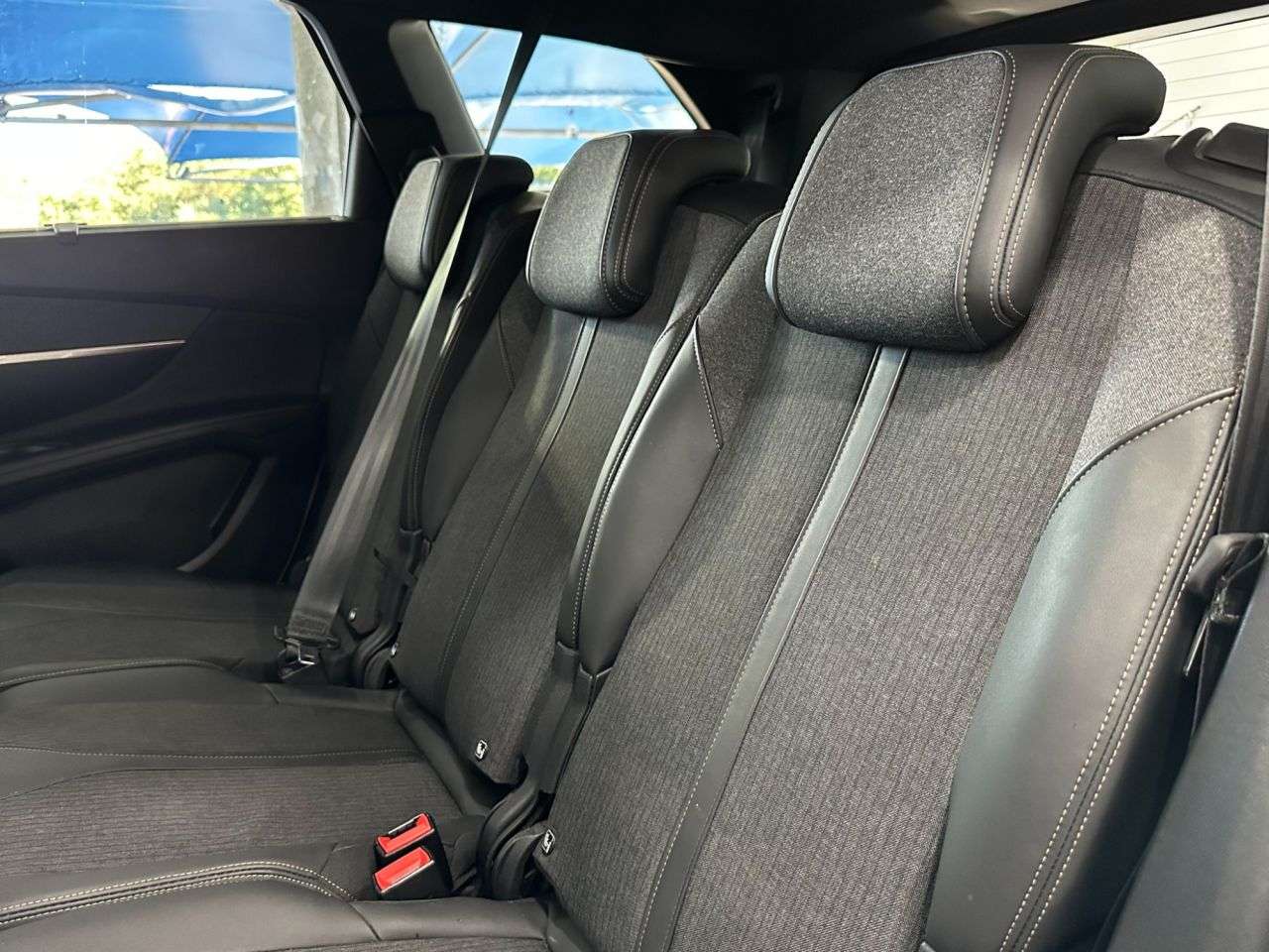 2019 PEUGEOT 5008 2019 PEUGEOT 5008