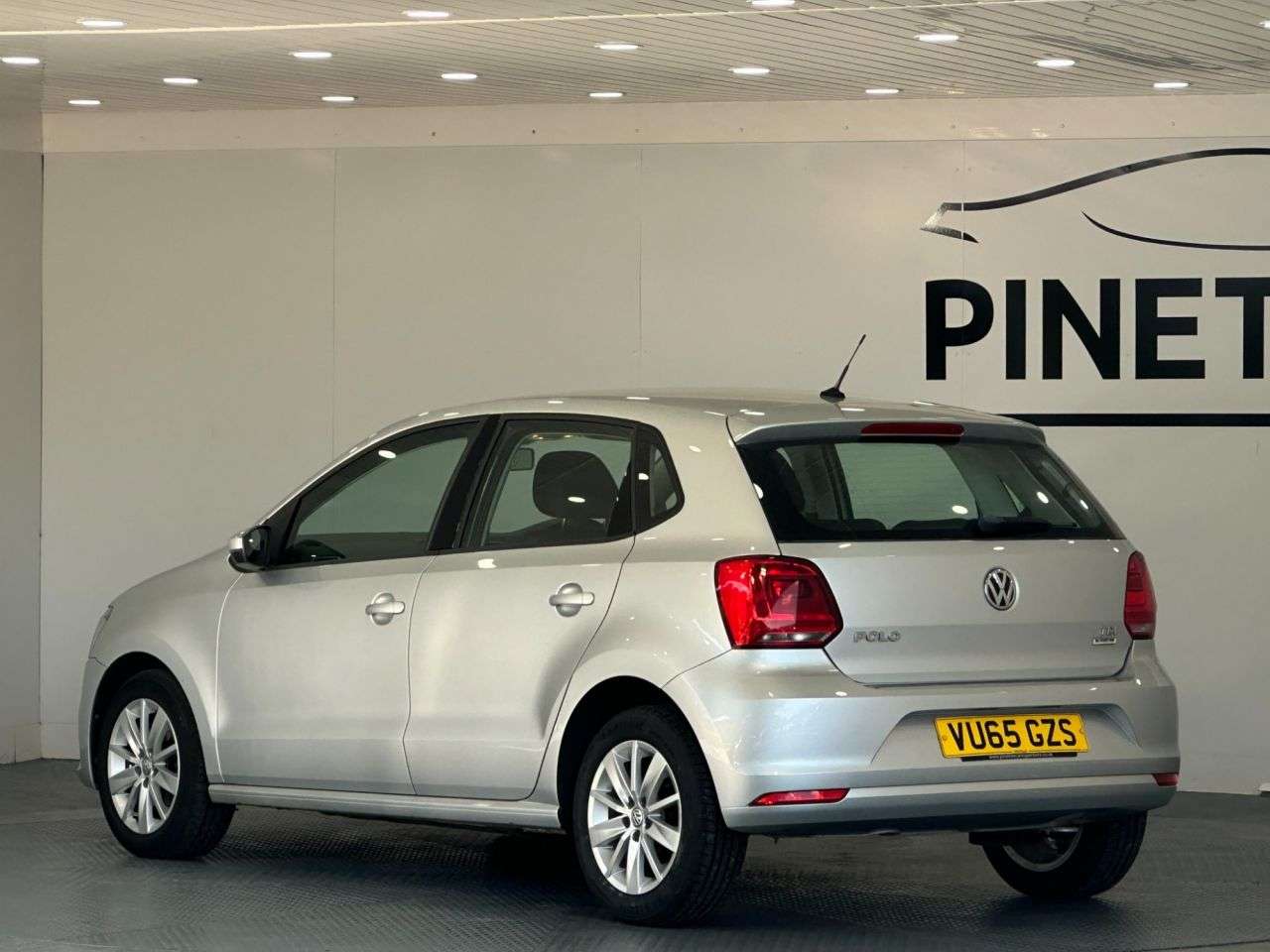 2015 VOLKSWAGEN POLO 2015 VOLKSWAGEN POLO