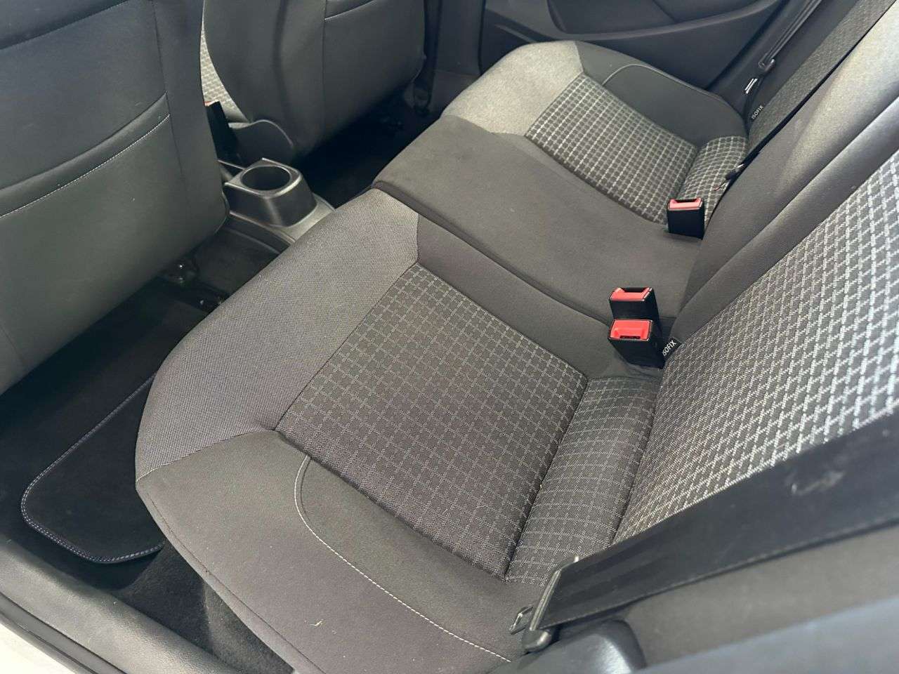 2015 VOLKSWAGEN POLO 2015 VOLKSWAGEN POLO