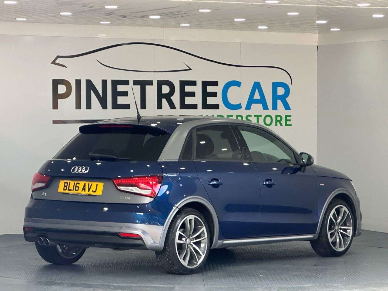 2016 AUDI A1 2016 AUDI A1