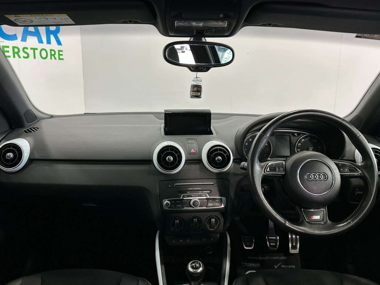 2016 AUDI A1 2016 AUDI A1