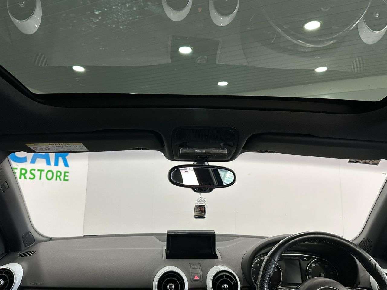 2016 AUDI A1 2016 AUDI A1