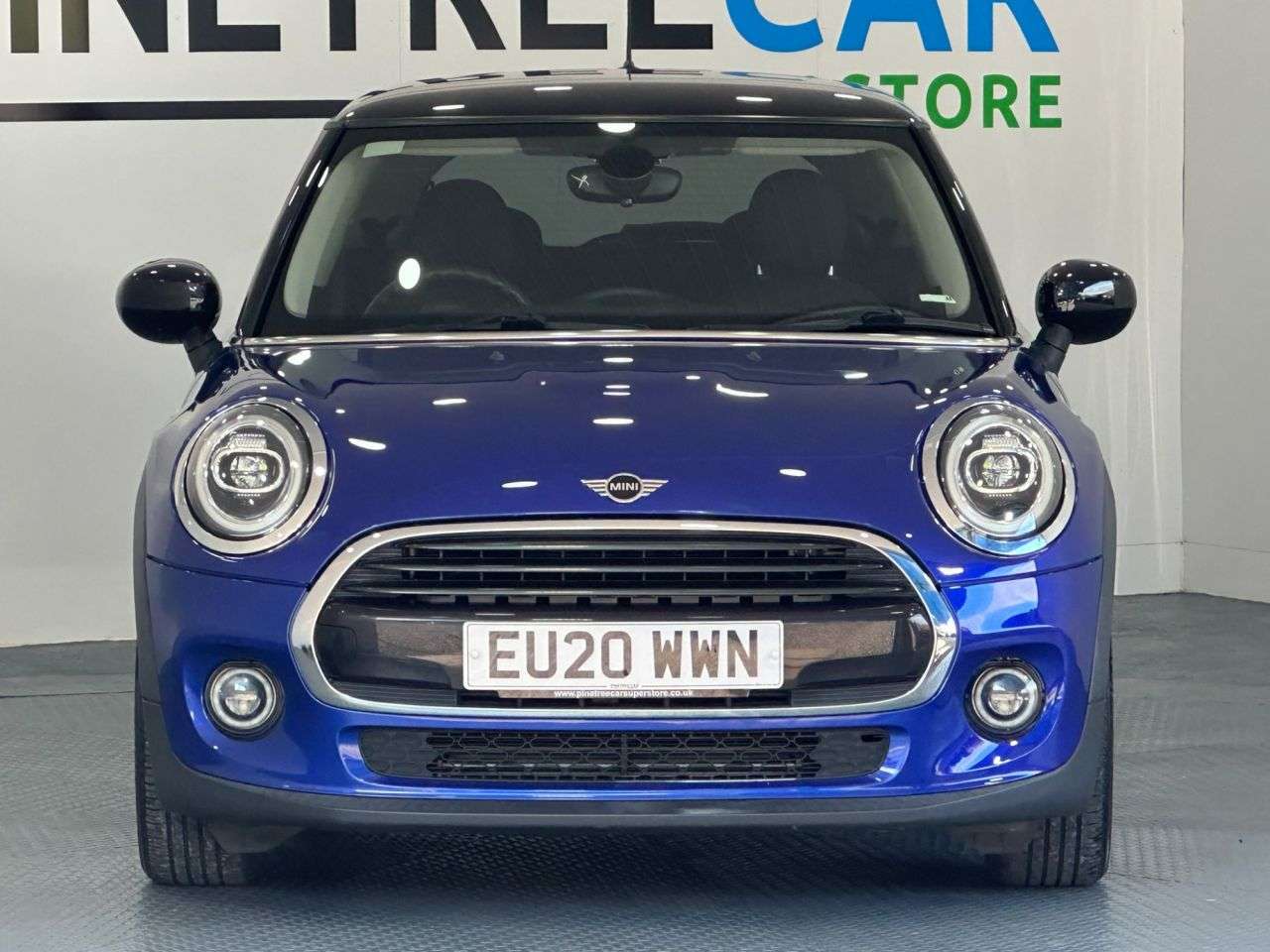 A 2020 MINI HATCH 1.5 Cooper Classic Hatchback 3dr Petrol Manual Euro 6 (s/s) (136 ps) A 2020 MINI HATCH 1.5 Cooper Classic Hatchback 3dr Petrol Manual Euro 6 (s/s) (136 ps)