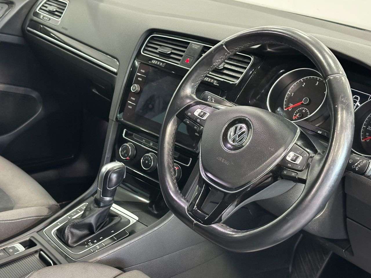 2019 VOLKSWAGEN GOLF 2019 VOLKSWAGEN GOLF