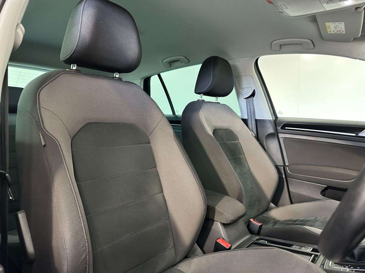 2019 VOLKSWAGEN GOLF 2019 VOLKSWAGEN GOLF