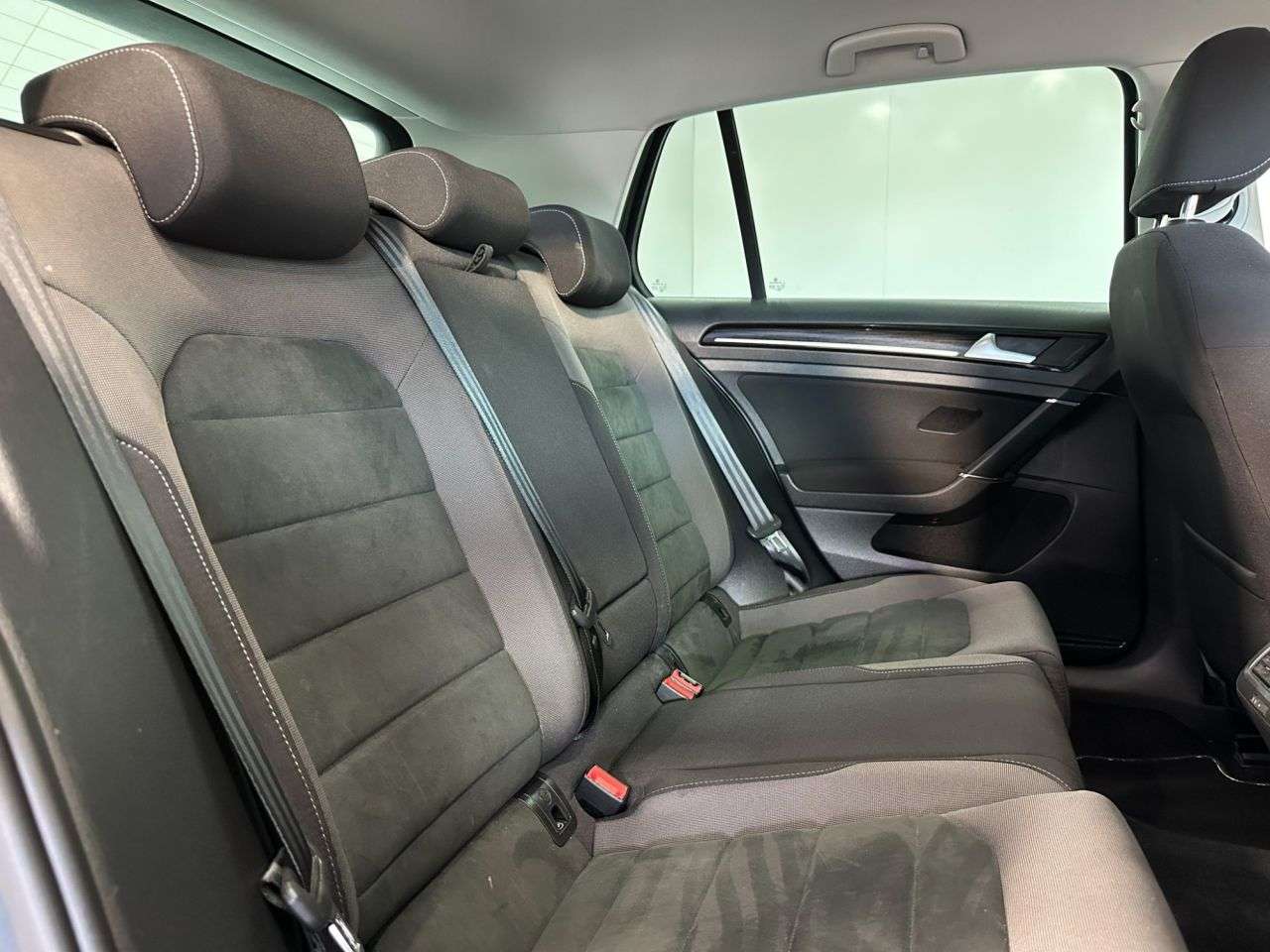 2019 VOLKSWAGEN GOLF 2019 VOLKSWAGEN GOLF