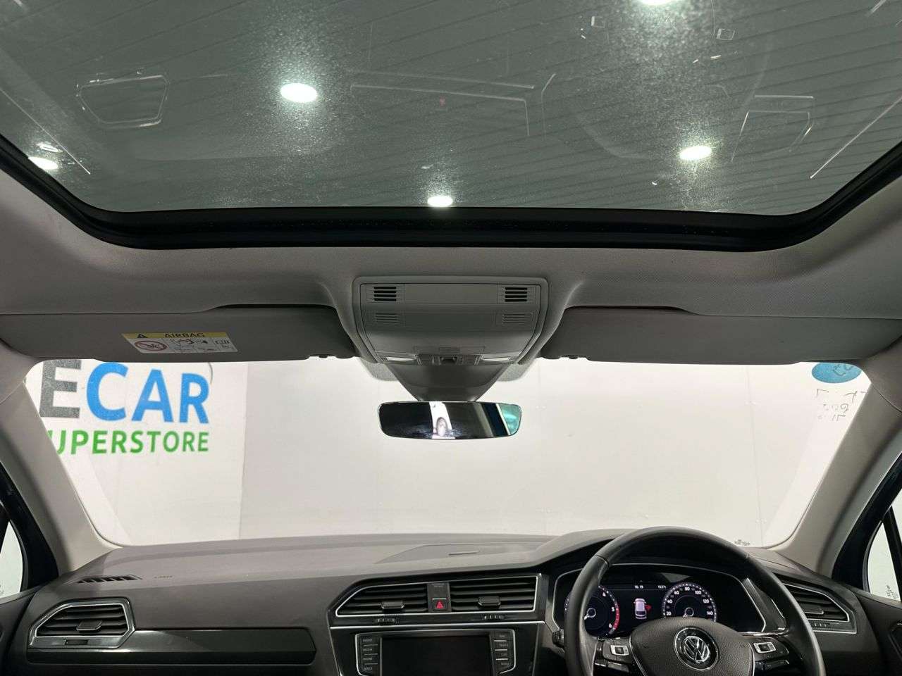 2017 VOLKSWAGEN TIGUAN 2017 VOLKSWAGEN TIGUAN