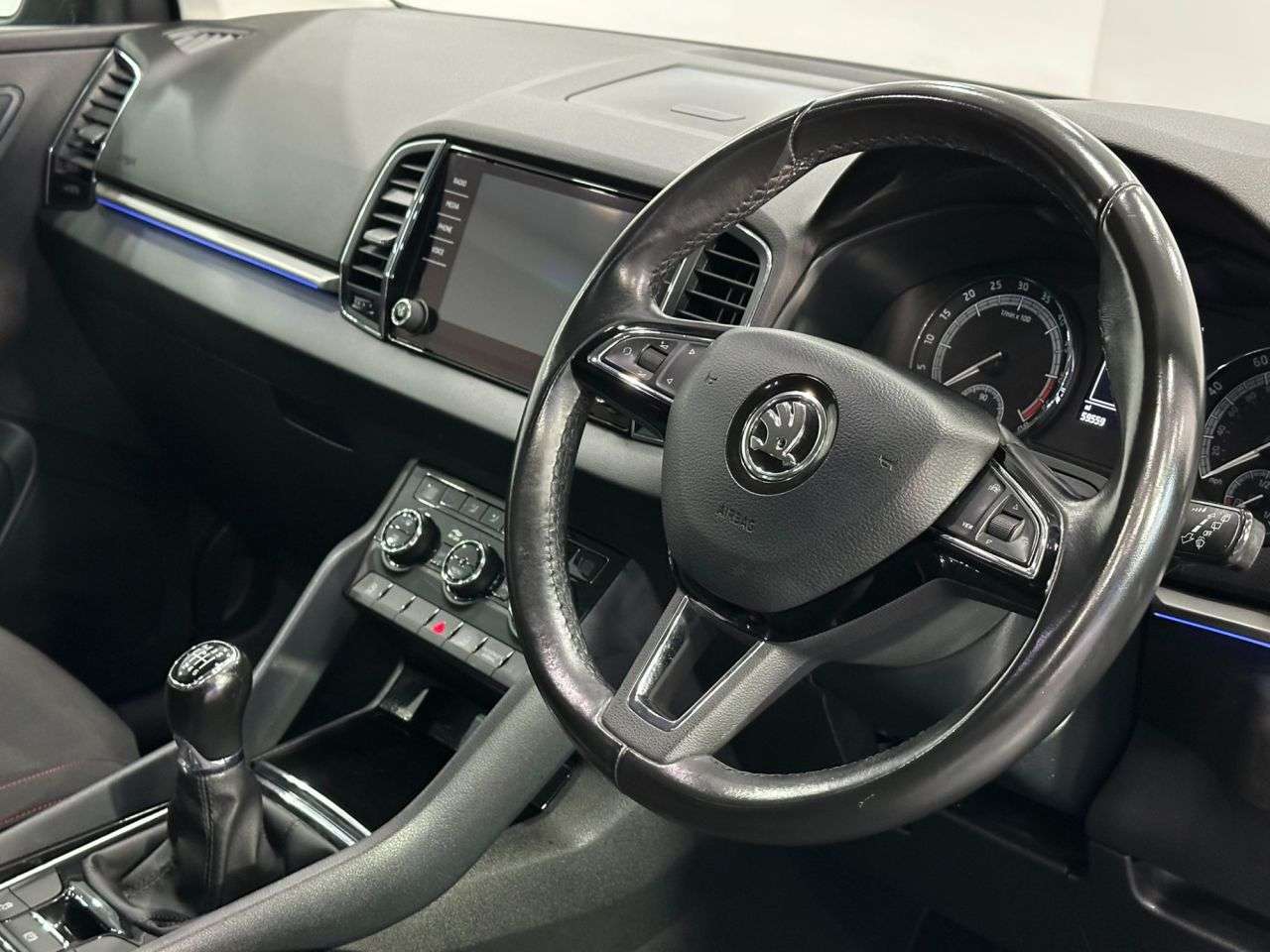 2018 SKODA KAROQ 2018 SKODA KAROQ