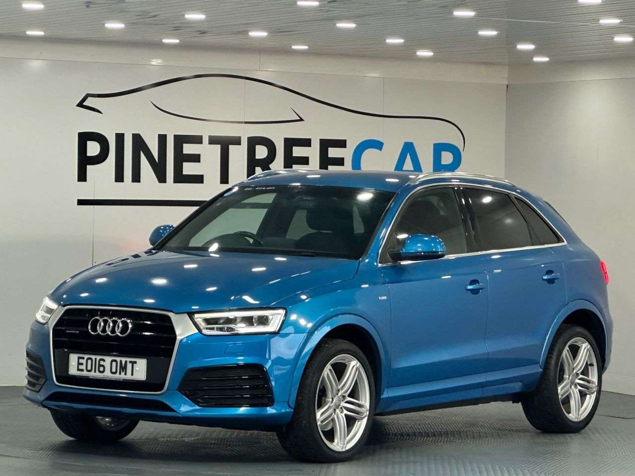 A 2016 AUDI Q3 2.0 TDI S line Plus SUV 5dr Diesel S Tronic quattro Euro 6 (s/s) (184 ps) A 2016 AUDI Q3 2.0 TDI S line Plus SUV 5dr Diesel S Tronic quattro Euro 6 (s/s) (184 ps)