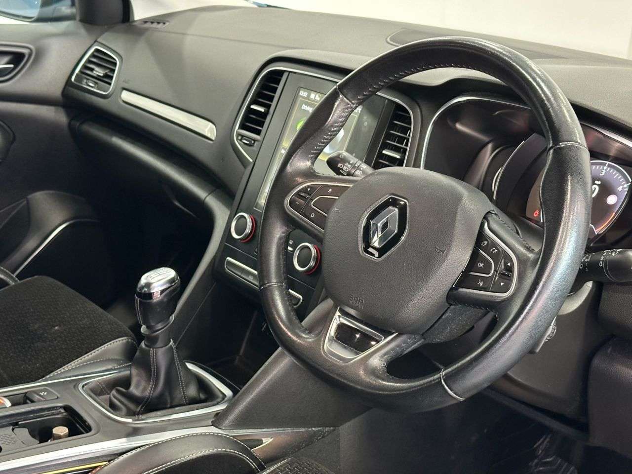 2017 RENAULT MEGANE 2017 RENAULT MEGANE