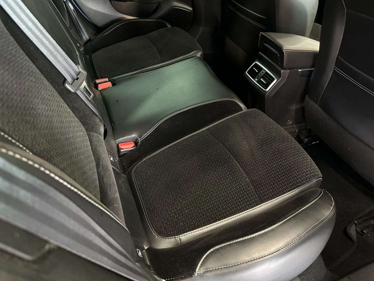 2017 RENAULT MEGANE 2017 RENAULT MEGANE