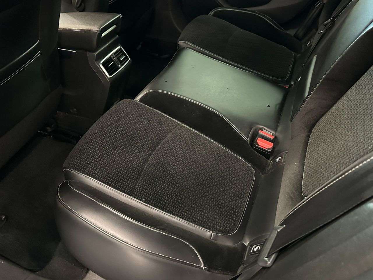 2017 RENAULT MEGANE 2017 RENAULT MEGANE