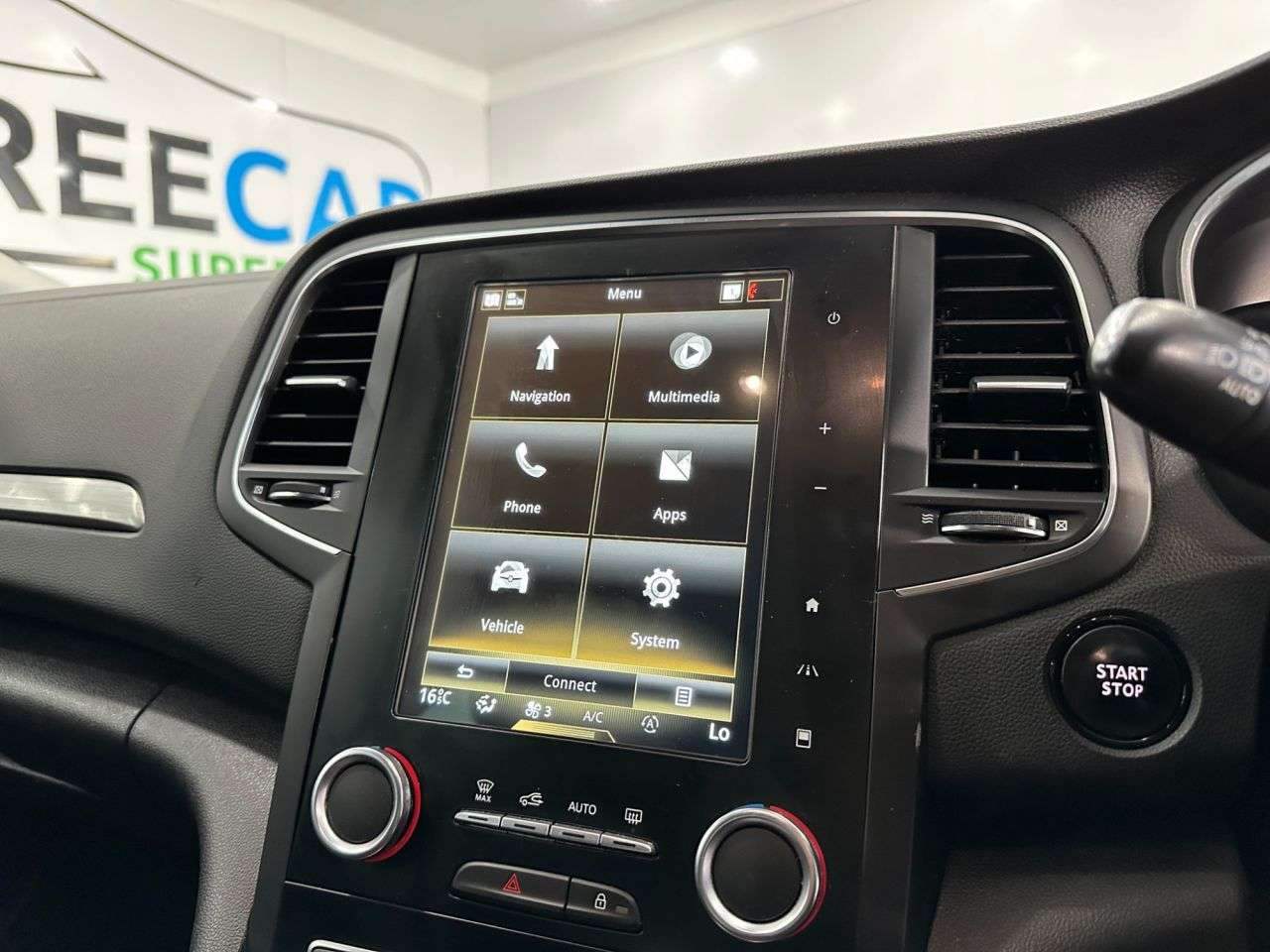 2017 RENAULT MEGANE 2017 RENAULT MEGANE