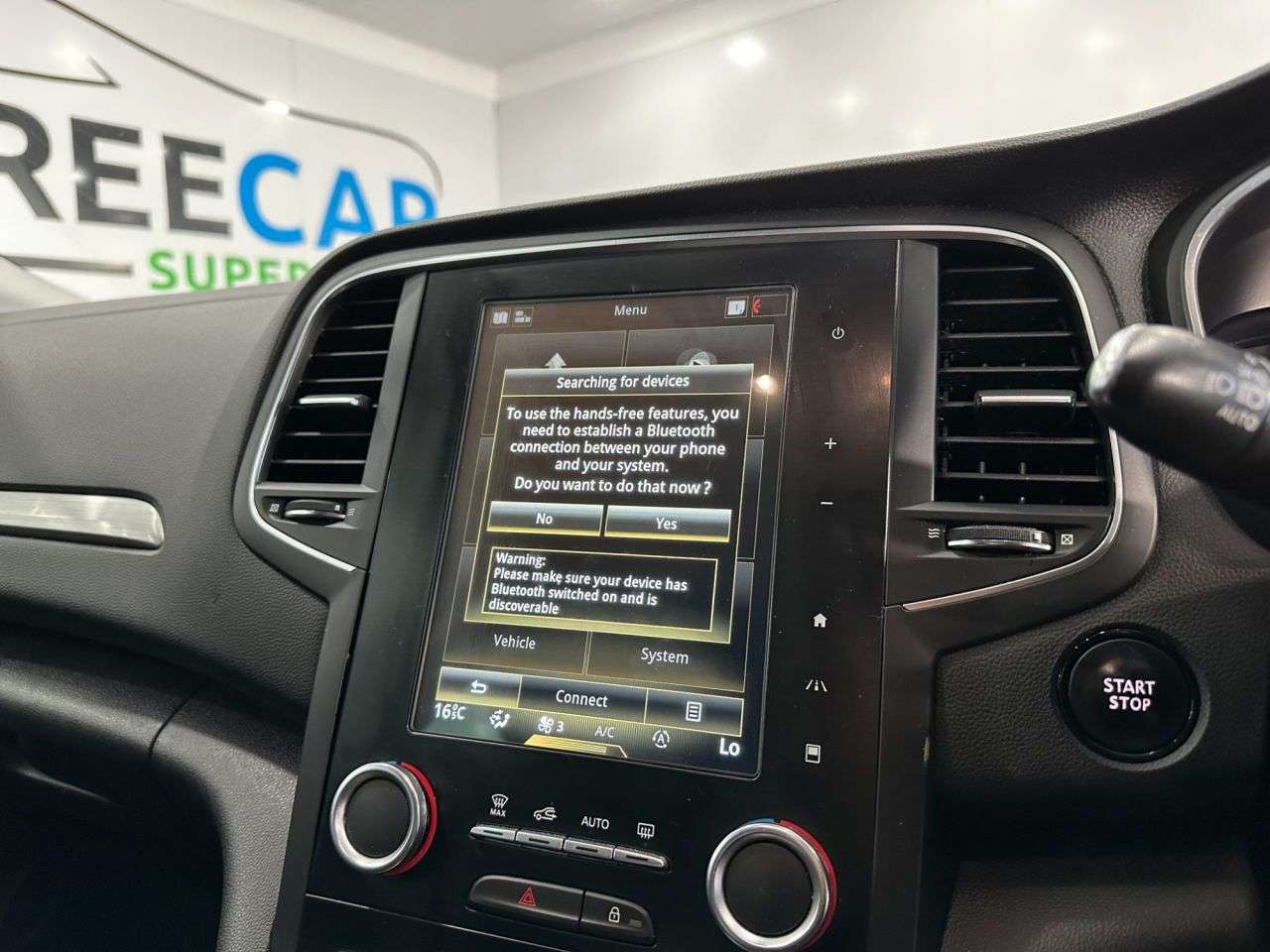 2017 RENAULT MEGANE 2017 RENAULT MEGANE