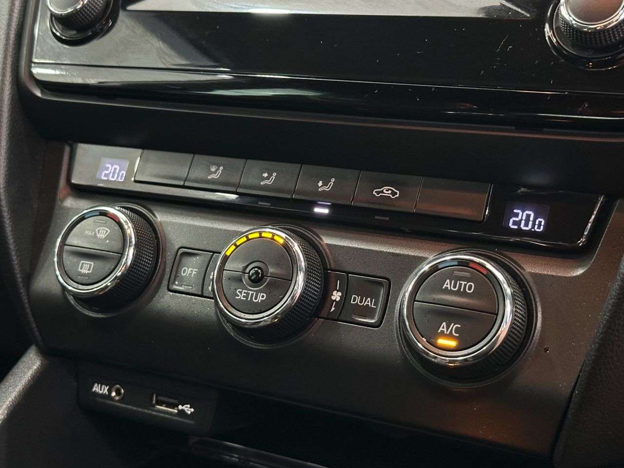 2015 SKODA OCTAVIA 2015 SKODA OCTAVIA