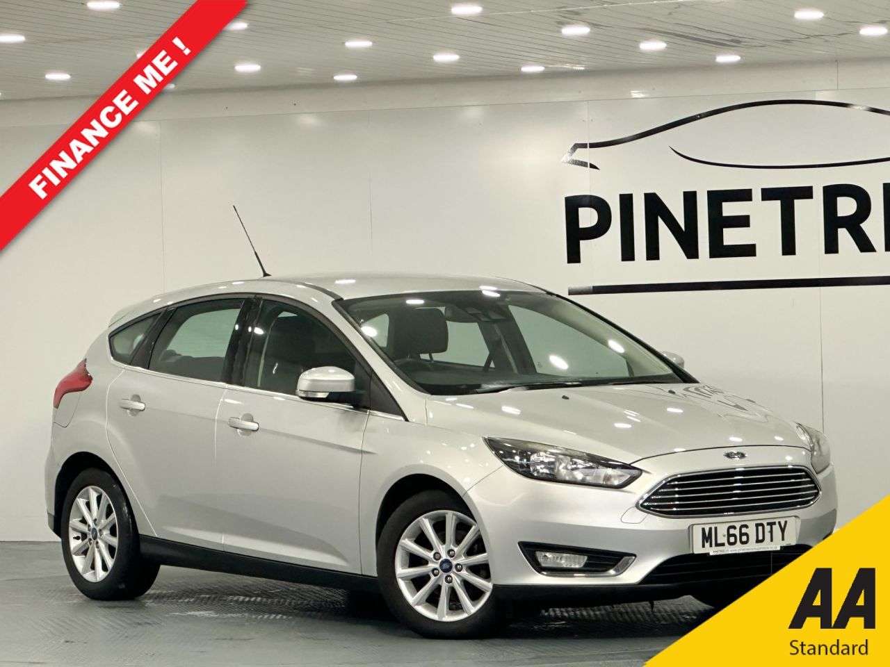 A 2016 FORD FOCUS 1.0T EcoBoost Titanium Hatchback 5dr Petrol Manual Euro 6 (s/s) (125 ps) A 2016 FORD FOCUS 1.0T EcoBoost Titanium Hatchback 5dr Petrol Manual Euro 6 (s/s) (125 ps)